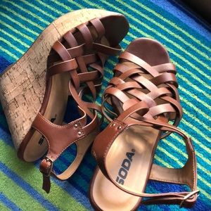 Soda 4 in wedges
